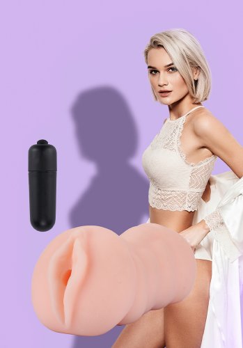 The Girl Next Door, Vibrating Tracey